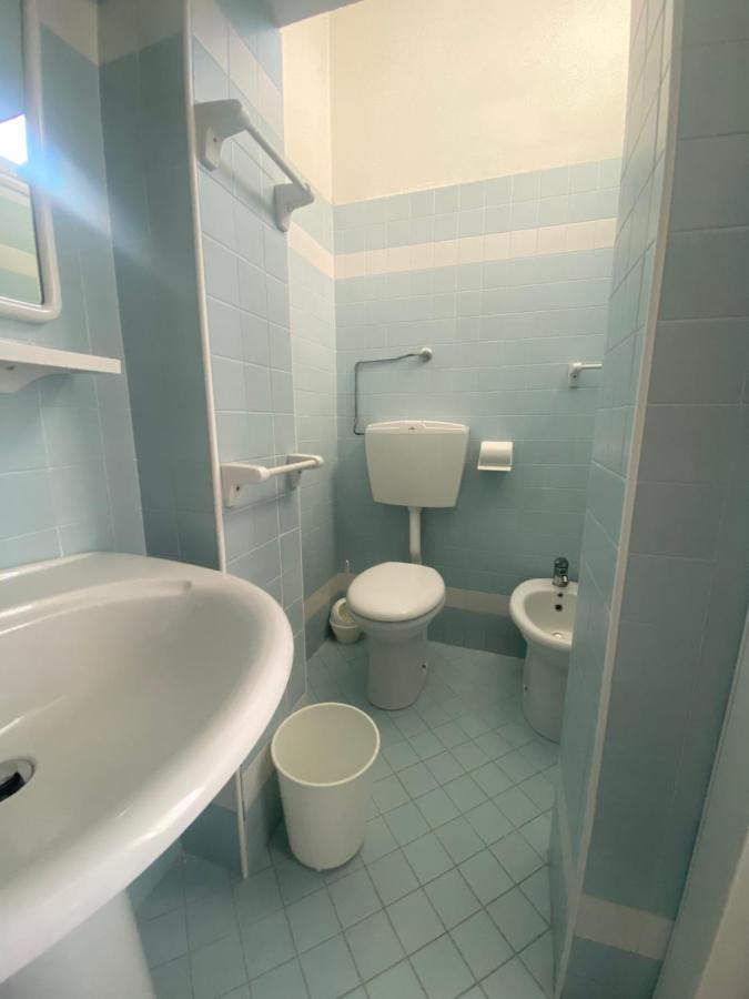 B&B Hotel Lucciola กัตตอลิกา ภายนอก รูปภาพ