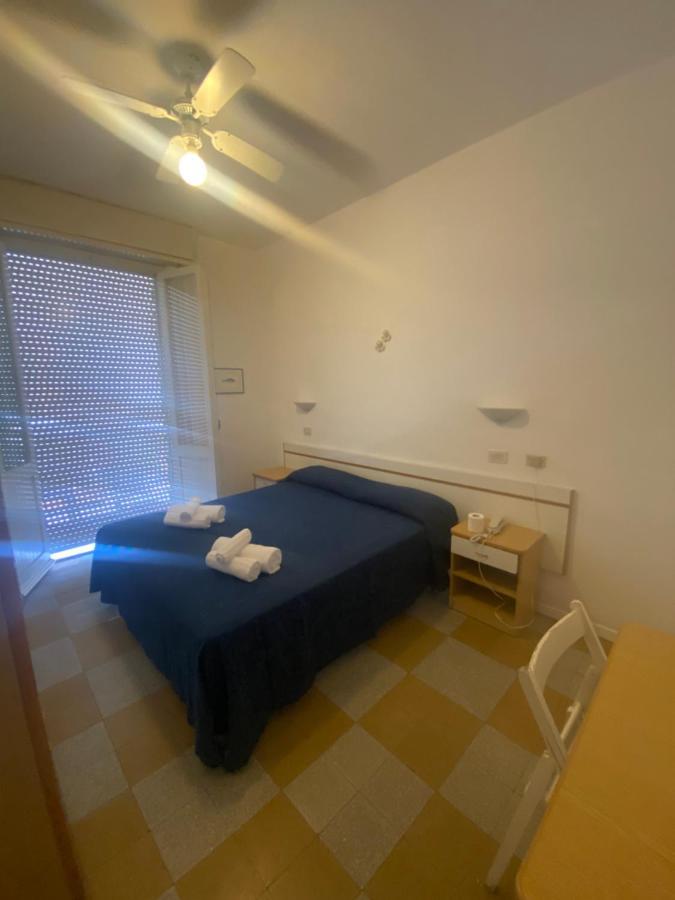 B&B Hotel Lucciola กัตตอลิกา ภายนอก รูปภาพ