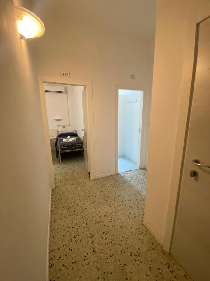 B&B Hotel Lucciola กัตตอลิกา ภายนอก รูปภาพ