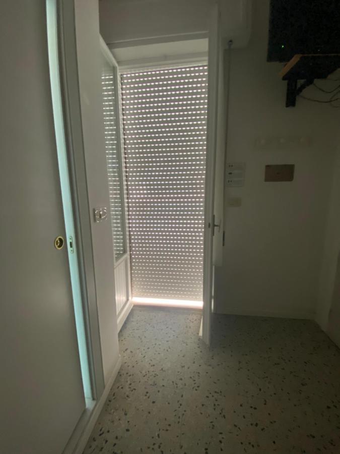B&B Hotel Lucciola กัตตอลิกา ภายนอก รูปภาพ