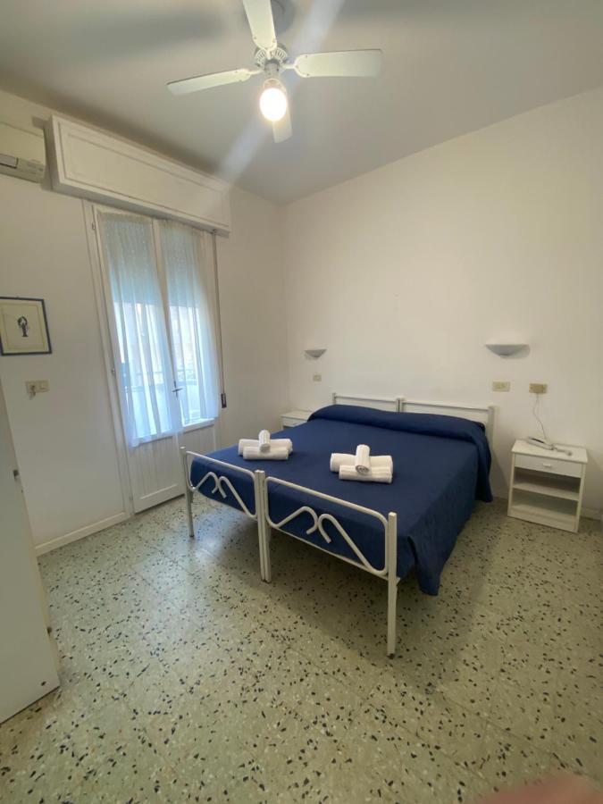 B&B Hotel Lucciola กัตตอลิกา ภายนอก รูปภาพ